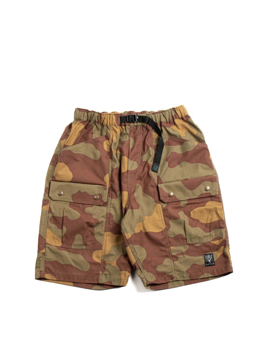 SOUTH2 WEST8 BELTED HARBOUR SHORT REVERSE SATEEN CAMO