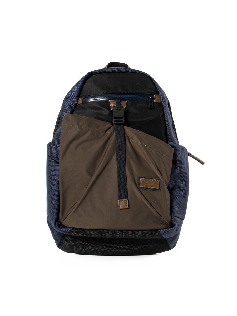 MASTER&ndash;PIECE SCRAMBLE BACKPACK 289070 NAVY