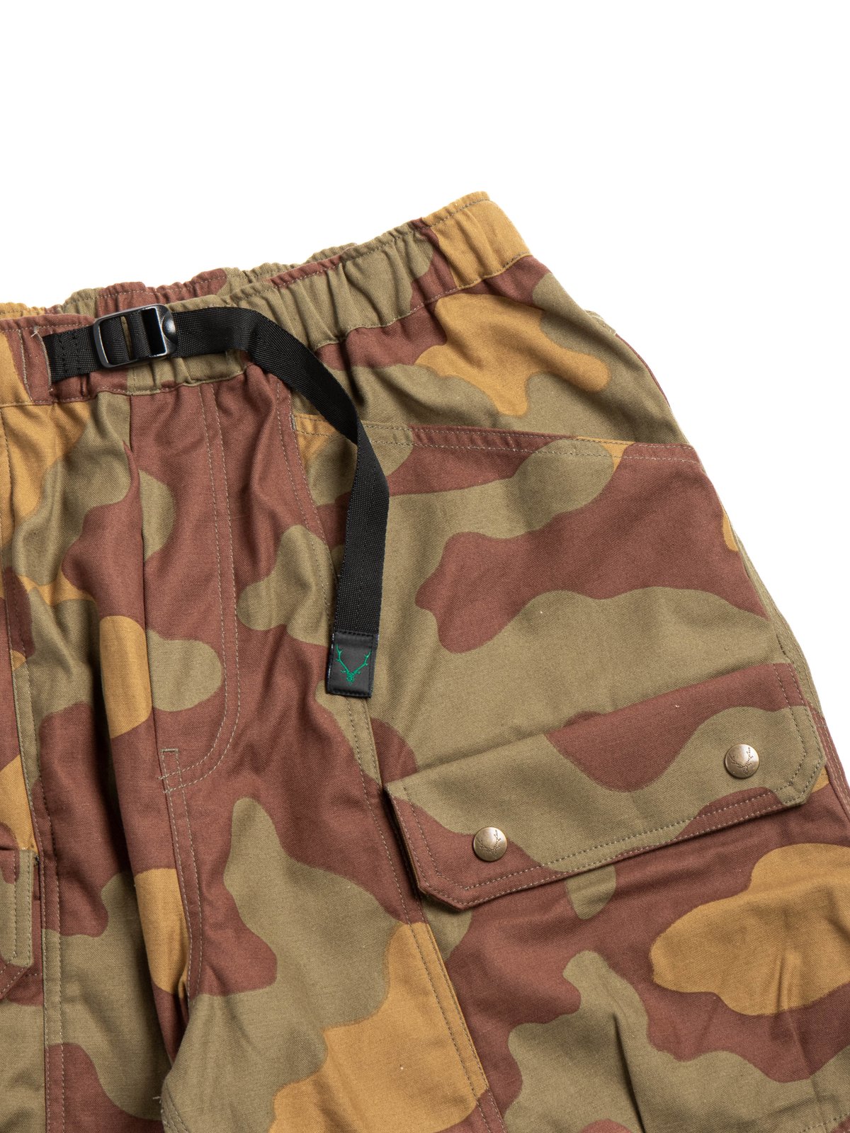 SOUTH2 WEST8 BELTED HARBOUR SHORT REVERSE SATEEN CAMO - Image 1