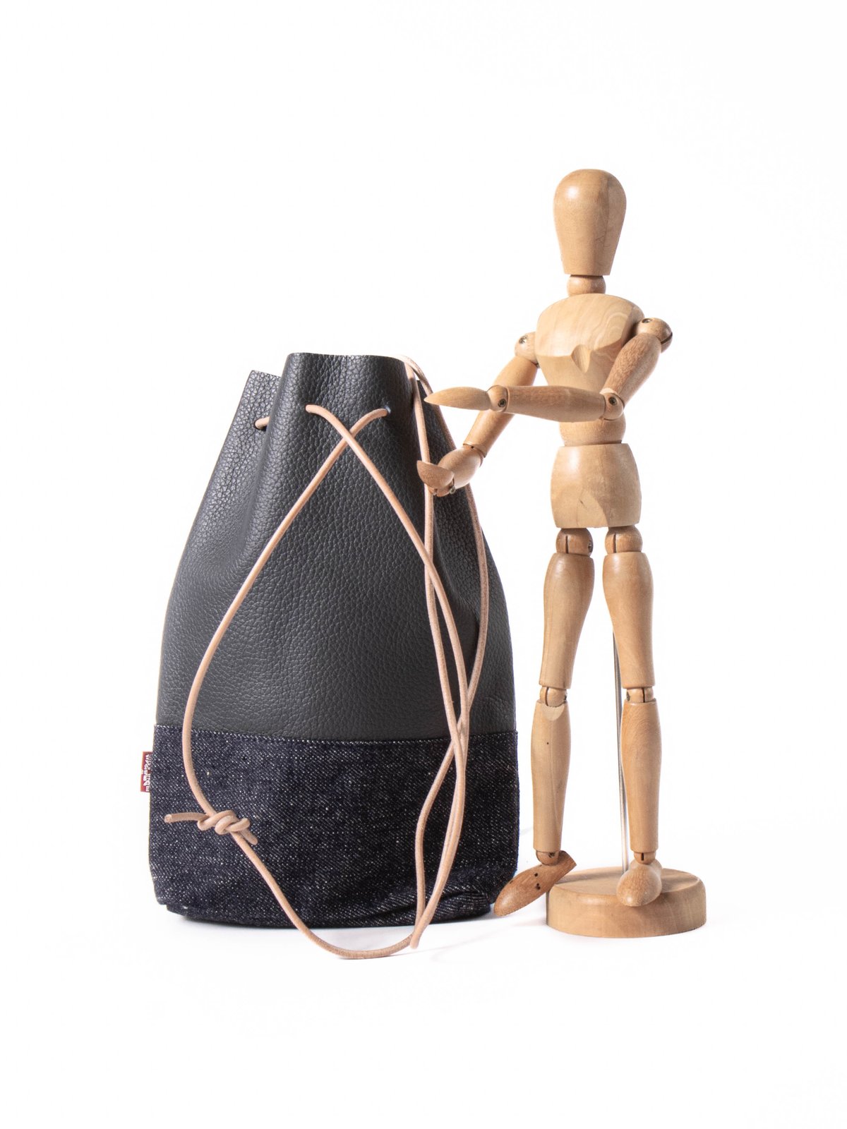 (SJRDP25) DENIM LEATHER DRAW STING BAG NAVY GREY DENIM - Image 2