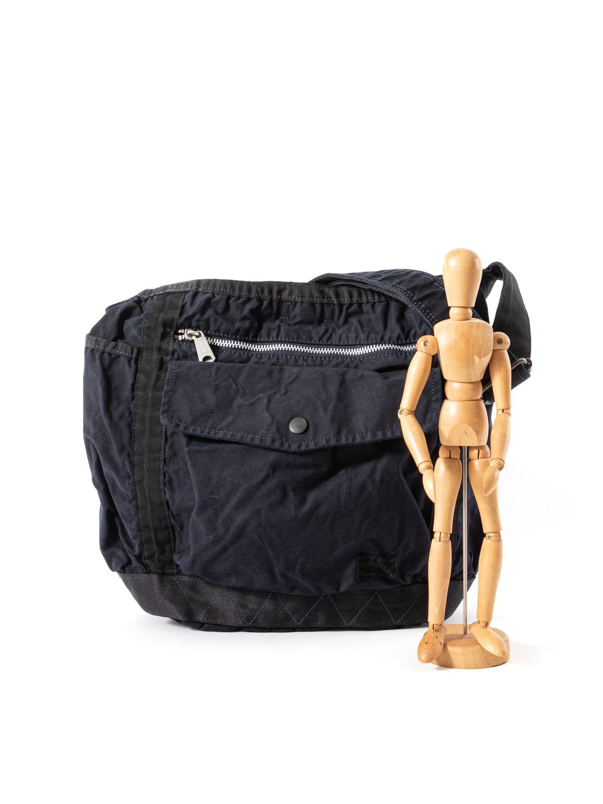 CRAG SHOULDER BAG (L) NAVY - Image 2