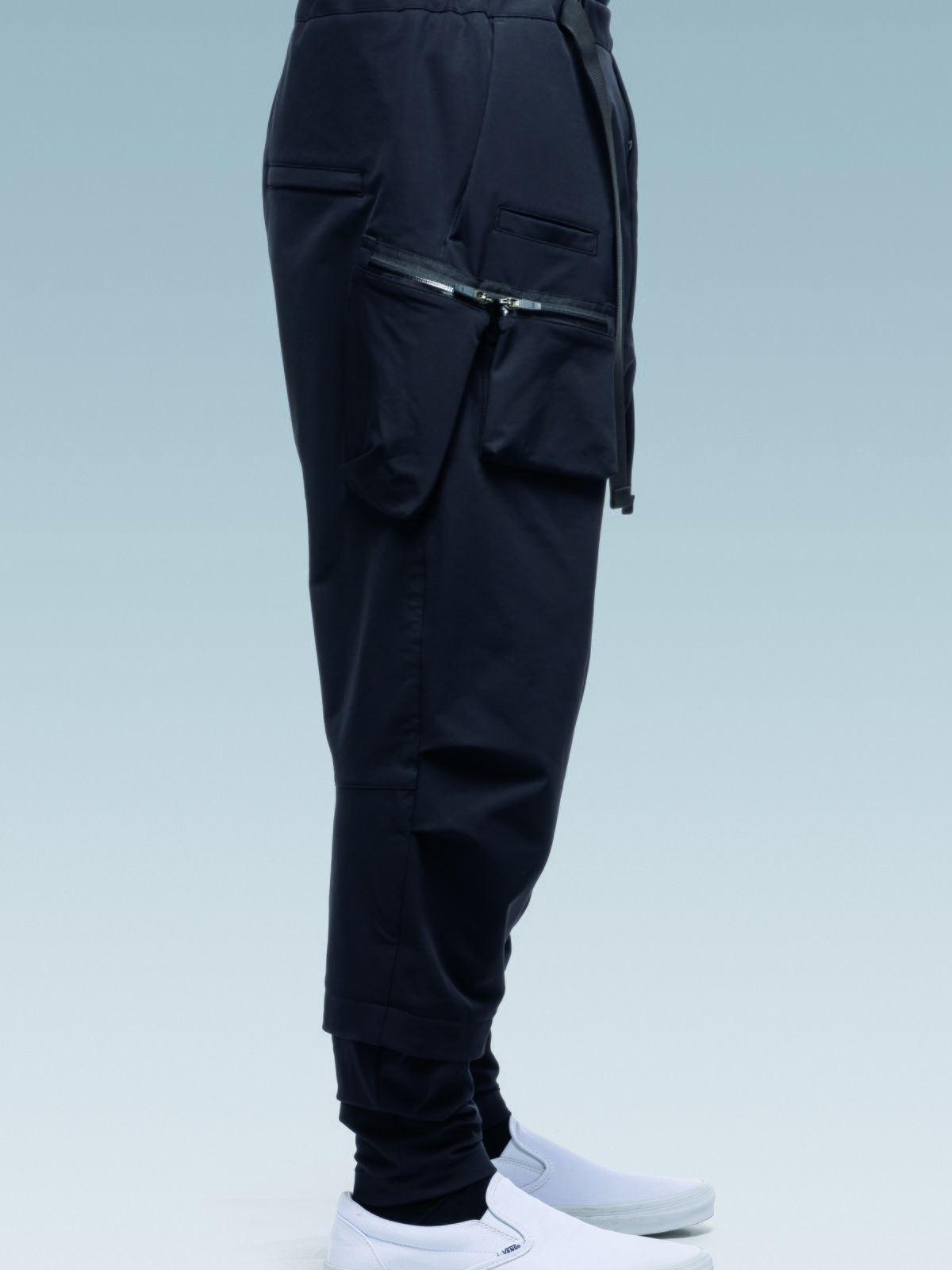 P23Q–DS BLACK - Image 3