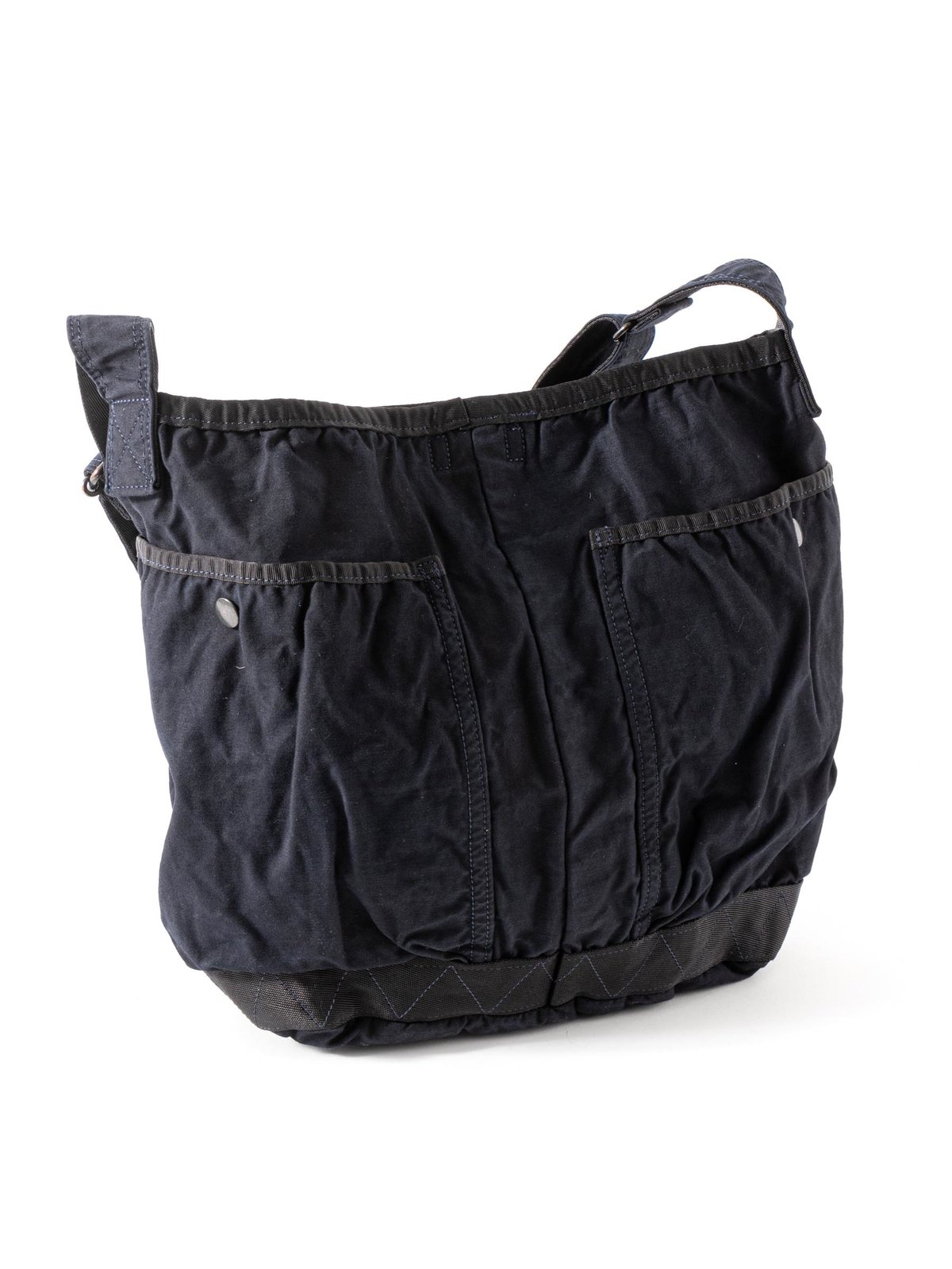 CRAG SHOULDER BAG (L) NAVY - Image 6