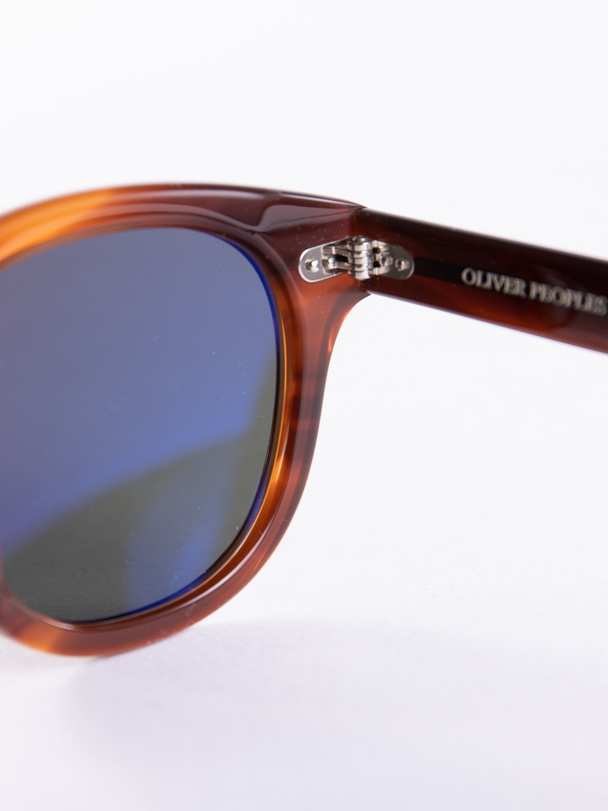 Grant Tortoise/G–15 Polar Cary Grant Sunglasses by Oliver Peoples – The  Bureau Belfast - The Bureau Belfast