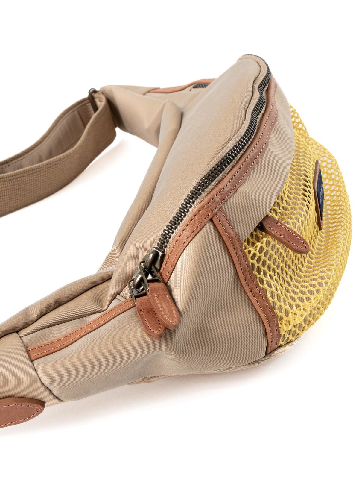 WATER REPELLENT BELT BAG BEIGE - Image 6