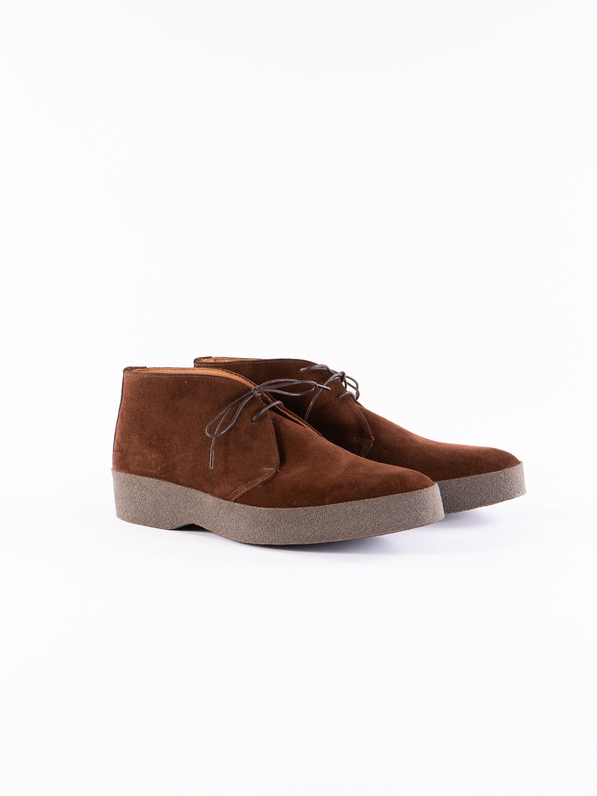 sanders suede chukka