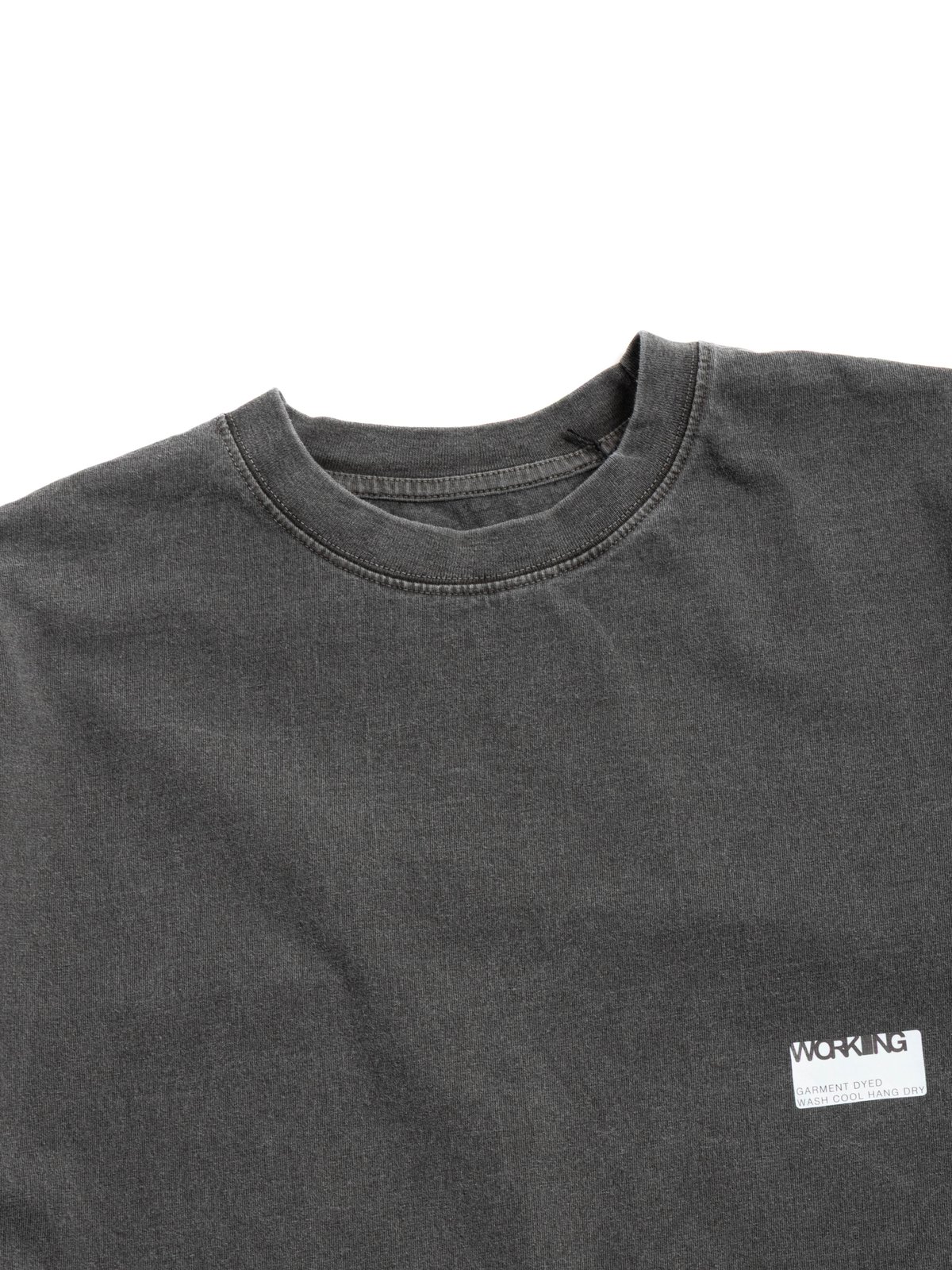 WORKING S/S STICKER T ORGANIC COTTON JERSEY SHALE - Image 1