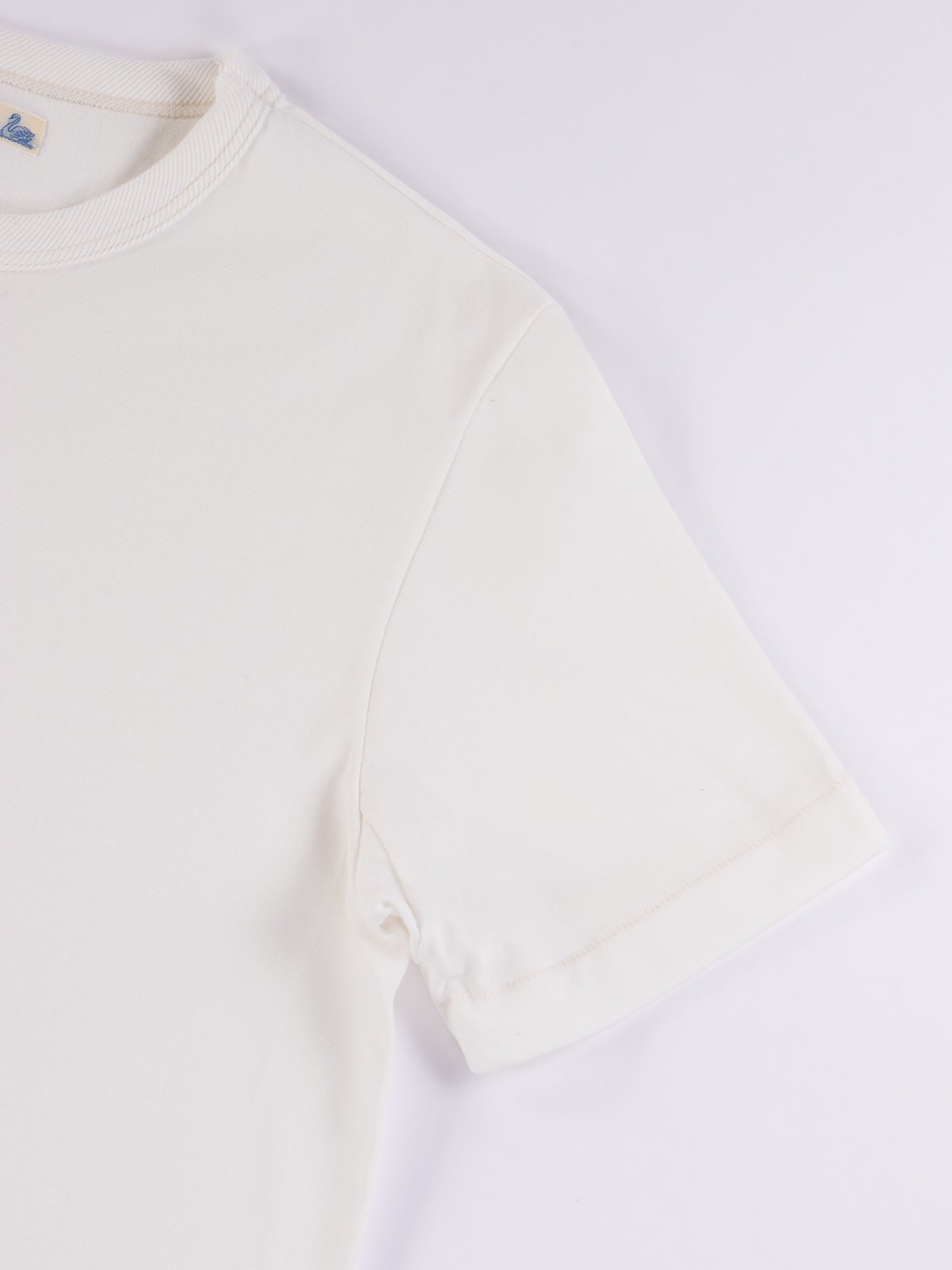 White 214 Organic Cotton Rundhals Shirt - Image 4