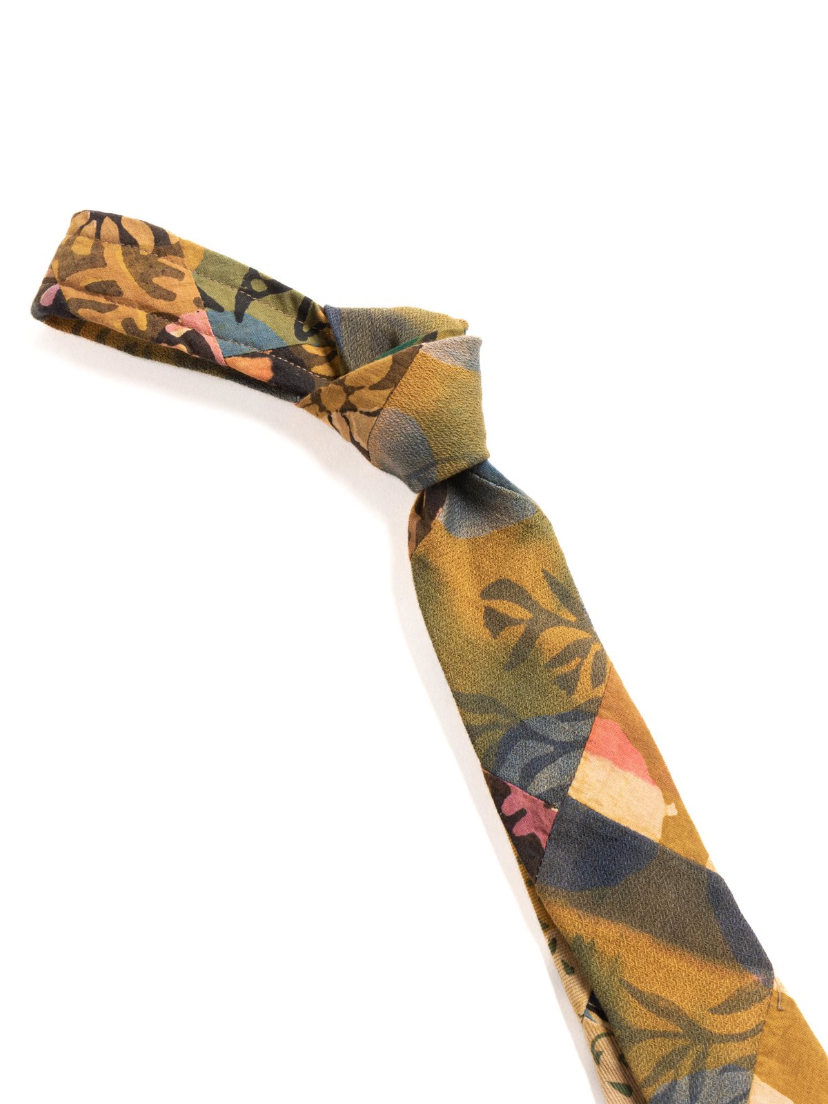 NARROW TIE OLIVE COTTON MULTI PATTERN PATCH - Image 2