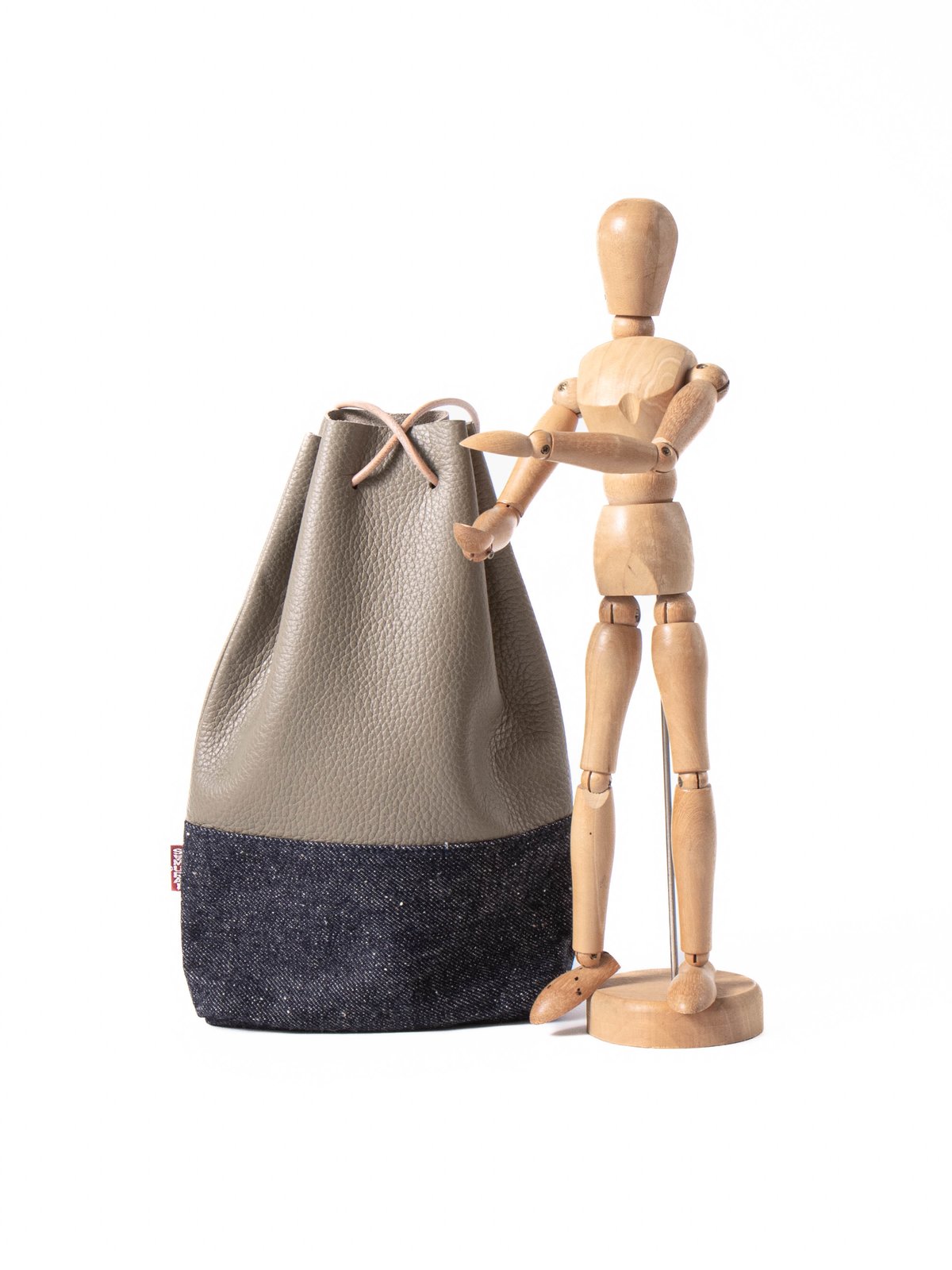 (SJRDP25) DENIM LEATHER DRAW STING BAG BEIGE DENIM - Image 2