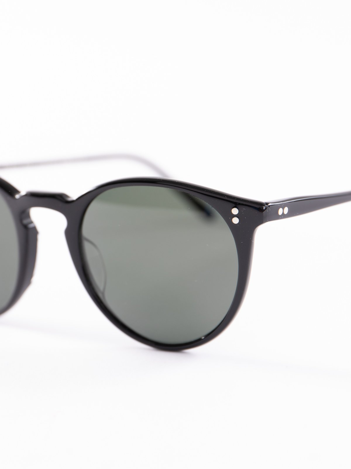 Black/Grey Polar O’Malley Sunglasses by Oliver Peoples – The Bureau ...