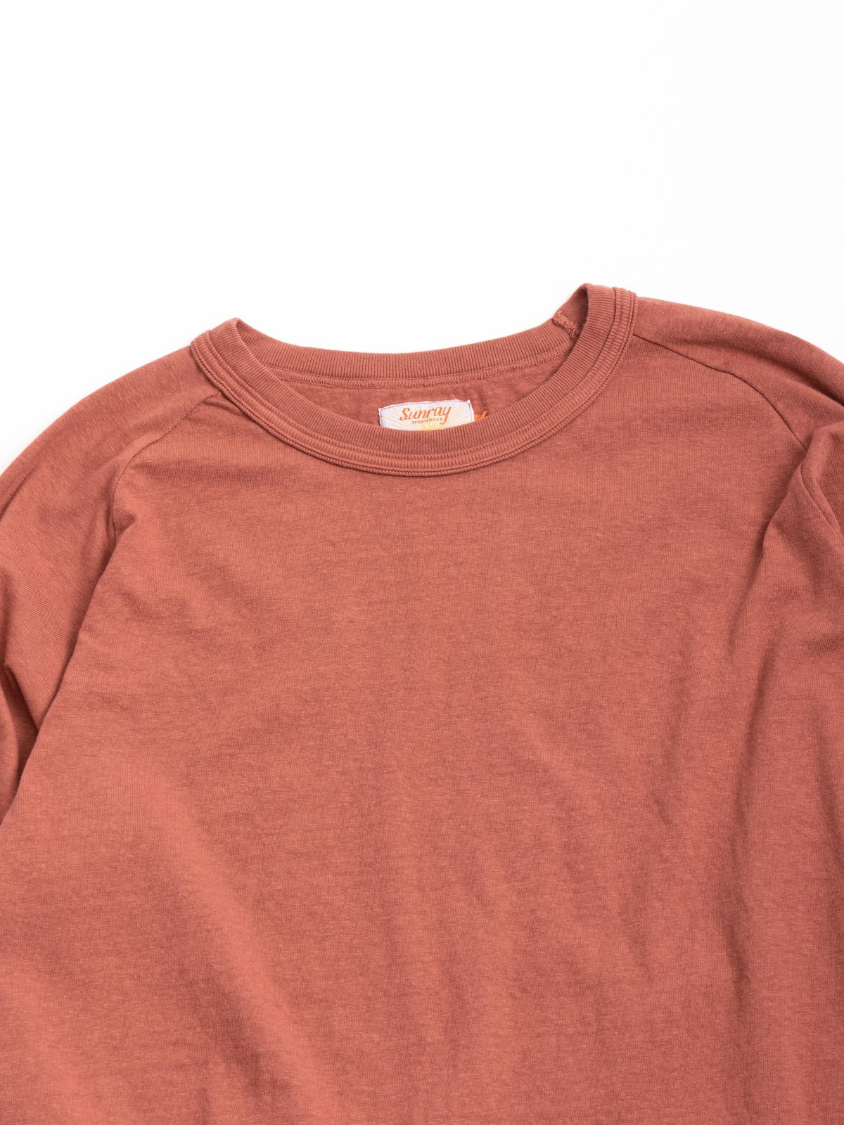 PUA’ENA L/S T–SHIRT SPICED APPLE - Image 2