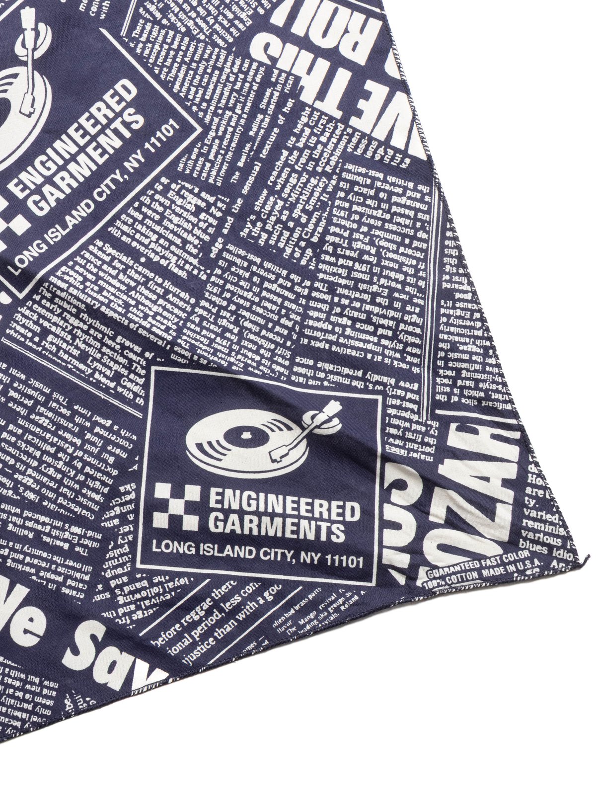 PRINTED BANDANA NEWS NAVY - Image 4