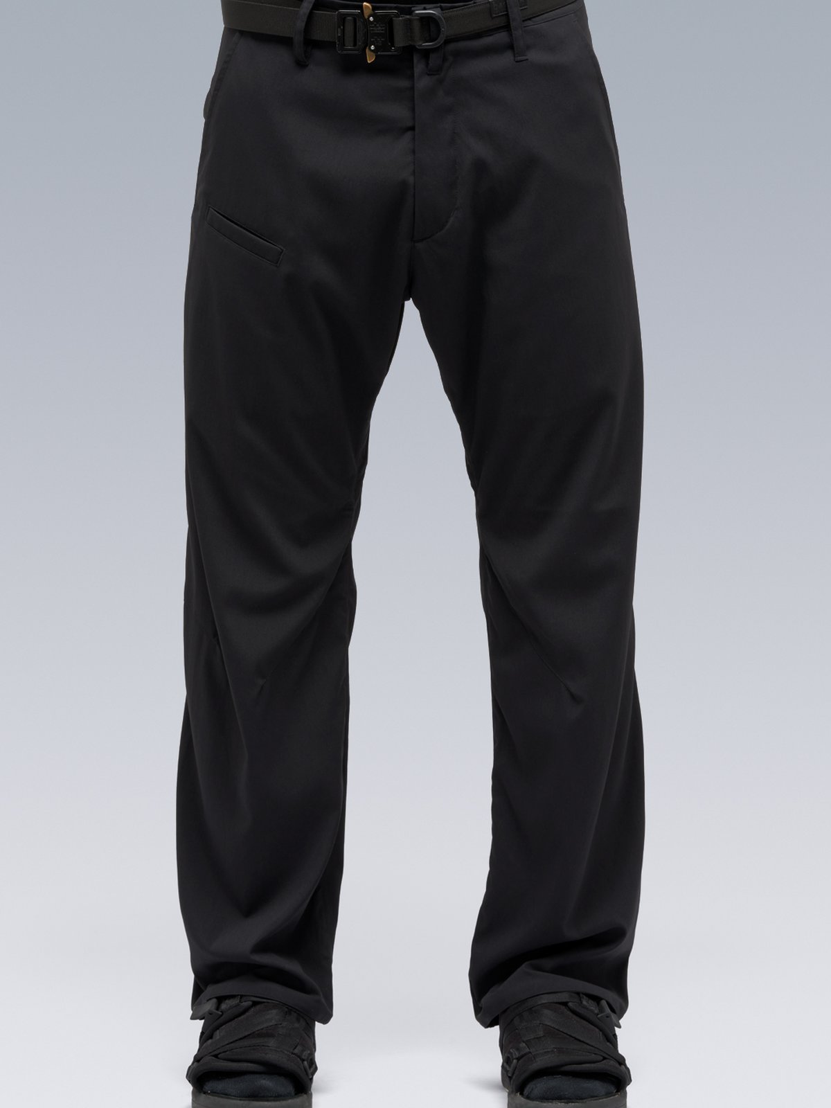 P39–M BLACK - Image 1